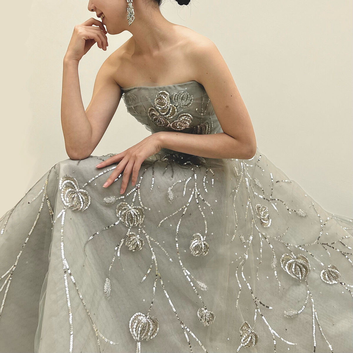 トリートドレッシング神戸店に入荷したReem Acra (リーム アクラ)のAラインのカラードレスをご紹介