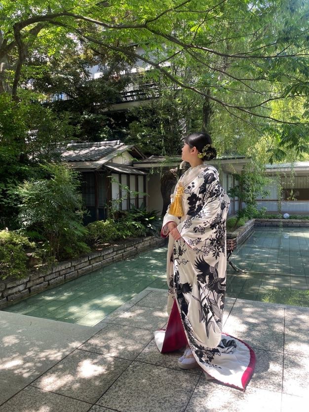 東海エリアの花嫁におすすめしたい、秋におすすめの色打掛をTHE TREAT DRESSING名古屋店よりご紹介いたします